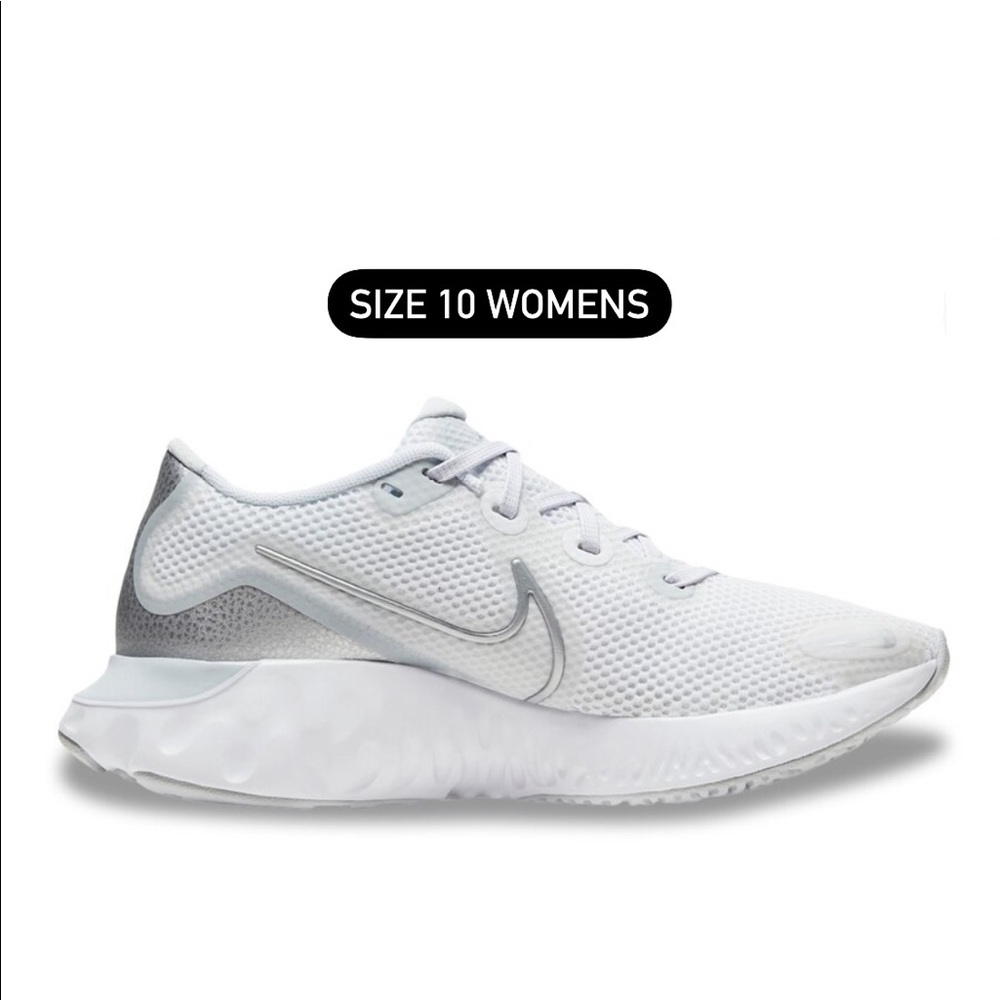 Nike size 10 women shoes